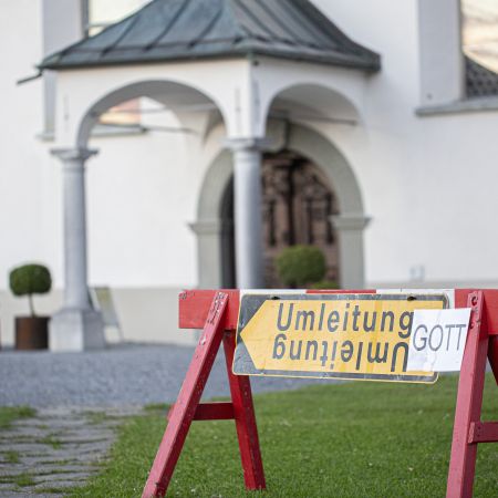 Umleitung zu Gott, Bildstein Umleitung zu Gott, Bildstein