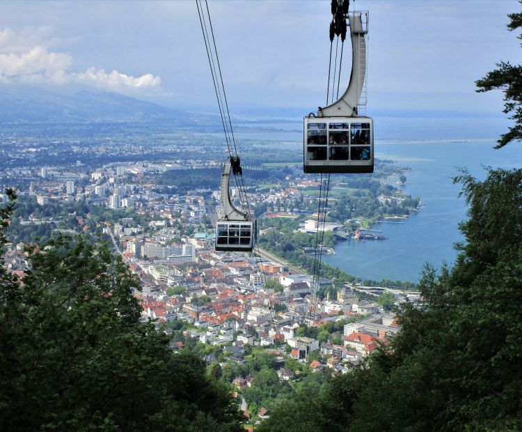 Erich Zucchali / www.guideservice.at Aussichtsreiche Talwanderung vom Pfänder