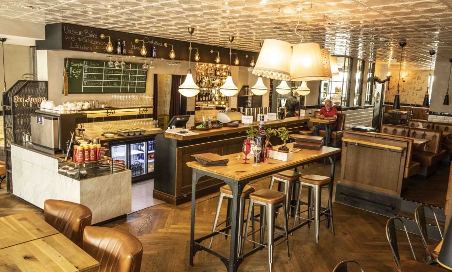 Café-Restaurant Mr. French Café-Restaurant Mr. French