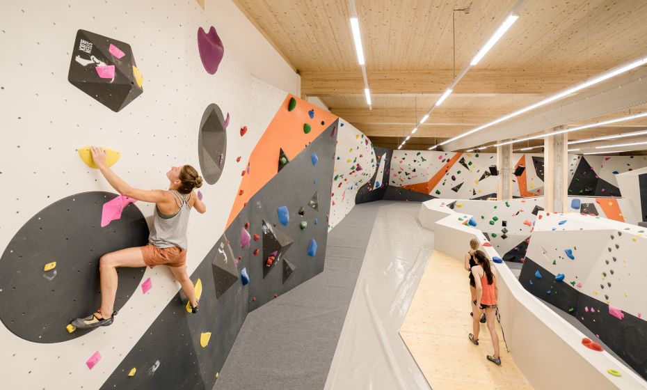 SteinblockDornbirnBouldernBoulderhalleVorarlberg-4680 Steinblock Boulderhalle SteinblockDornbirnBouldernBoulderhalleVorarlberg-4680 Steinblock Boulderhalle