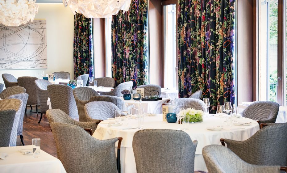 Restaurant Guth Interior Restaurant Guth Interior